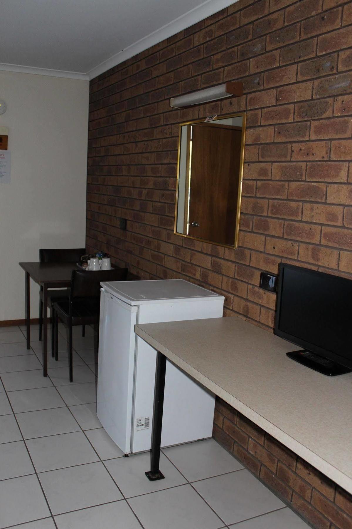 Dunolly Golden Triangle Motel Экстерьер фото