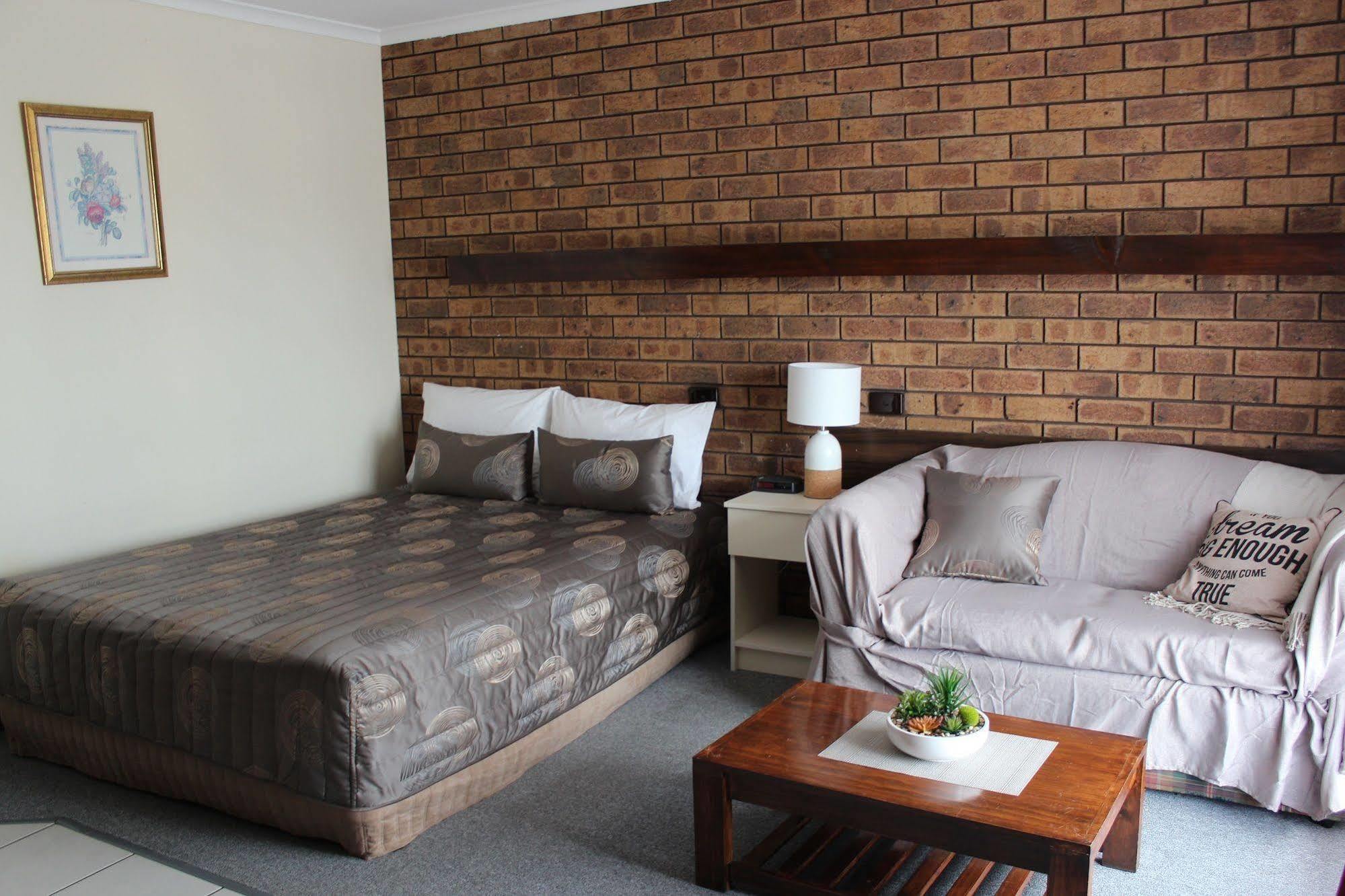 Dunolly Golden Triangle Motel Экстерьер фото